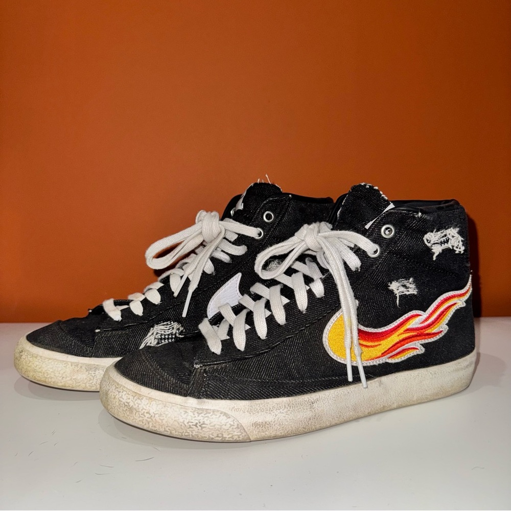 Nike tear away Vandals